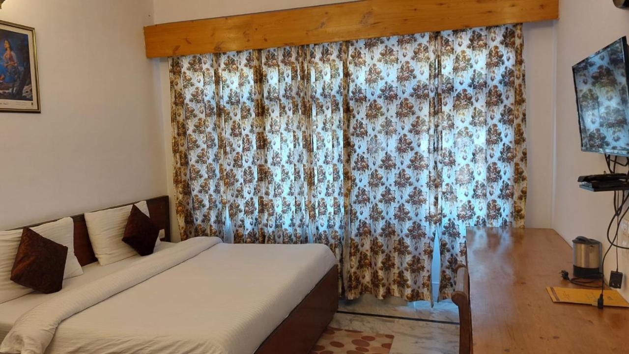 Hotel Sunshine Dharamshala Buitenkant foto