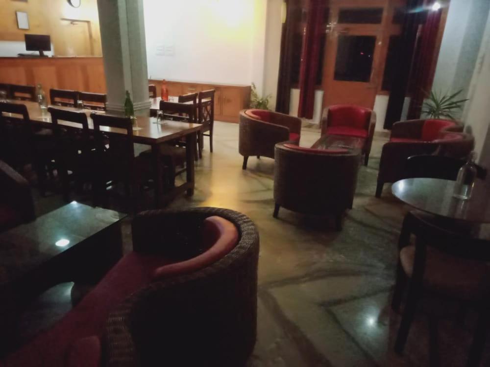 Hotel Sunshine Dharamshala Buitenkant foto